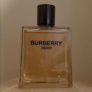 Burberry Hero Fragrance in Amber and Black